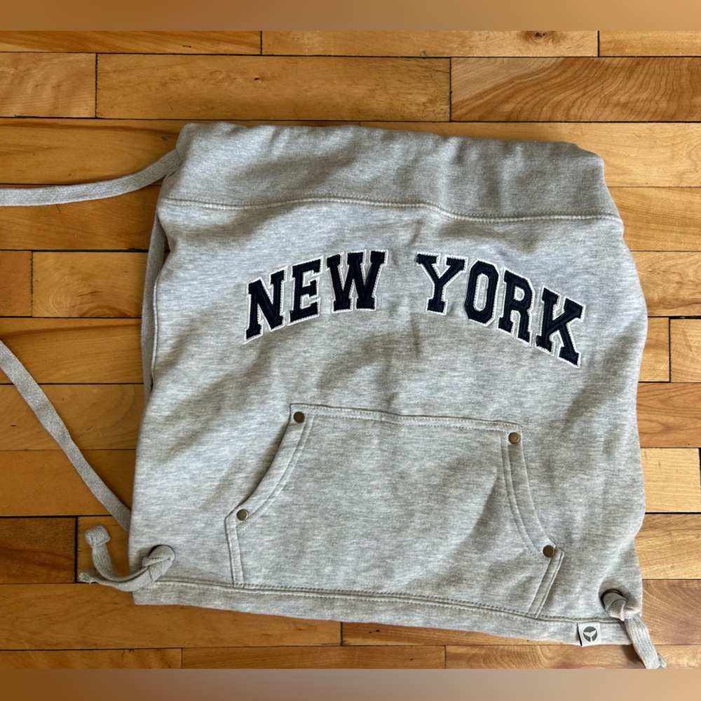 Grey Whale Outfitters Backpack New York Print Sweatshirt Bag Gray Blue Strap NWT